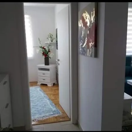 Apartman Alex Apartment